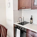 Modern Cozy - 5 Min To Gondola - Free Parking & Terrace Daire *