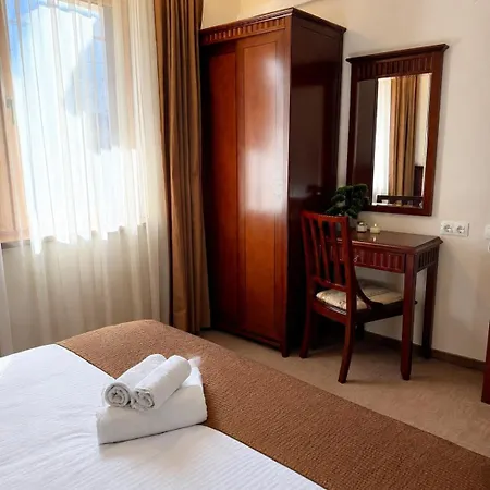 Modern Cozy - 5 Min To Gondola - Free Parking & Terrace